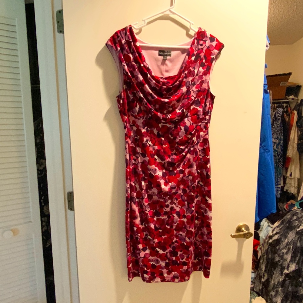 Women dresses, 10-14, L-XL, all in new condition, all quality with details